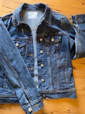 Old Navy xs truckers jacket